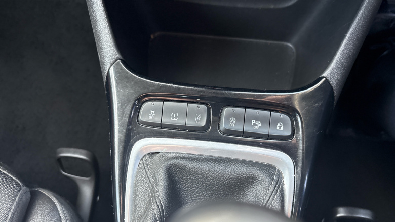 Vauxhall Crossland 1.2 Turbo [130] SRi Nav 5dr Petrol Hatchback